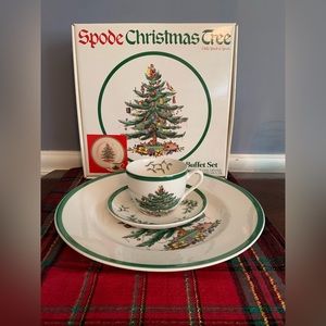 Spode Christmas Tree Buffet Set -Dinner Plate, Cup and Saucer (No Box)